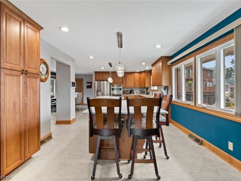 114 Lake Front Drive, Green, OH 44319 Photo 22