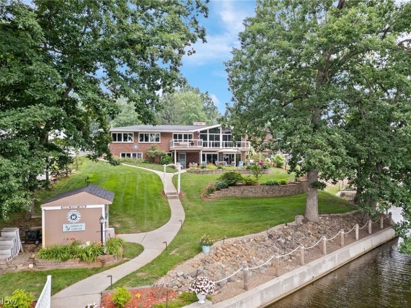 114 Lake Front Drive, Green, OH 44319 Photo 3