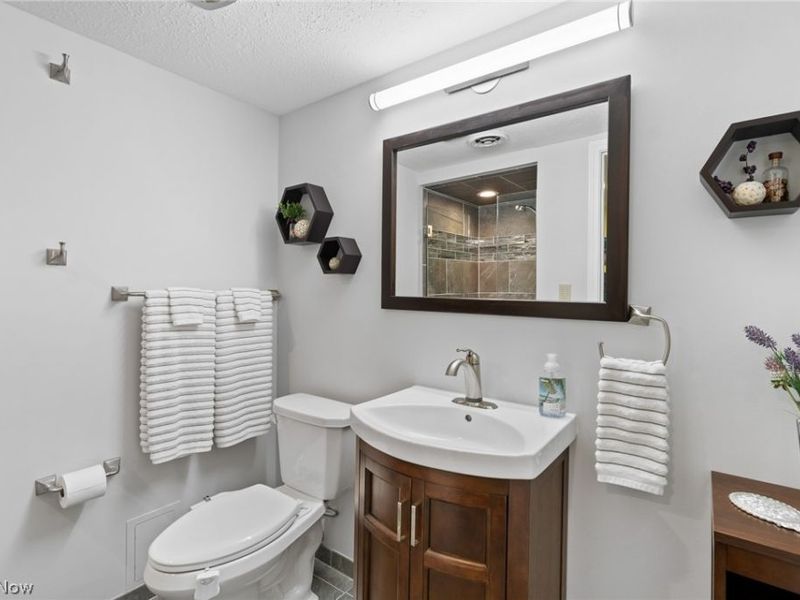 114 Lake Front Drive, Green, OH 44319 Photo 42