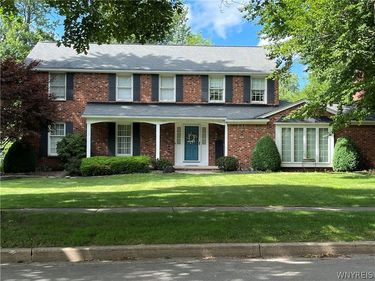 82 Deer Run , Buffalo, NY 14221