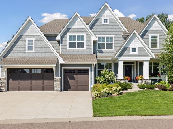 34 Rapp Farm Boulevard, North Oaks, MN 55127