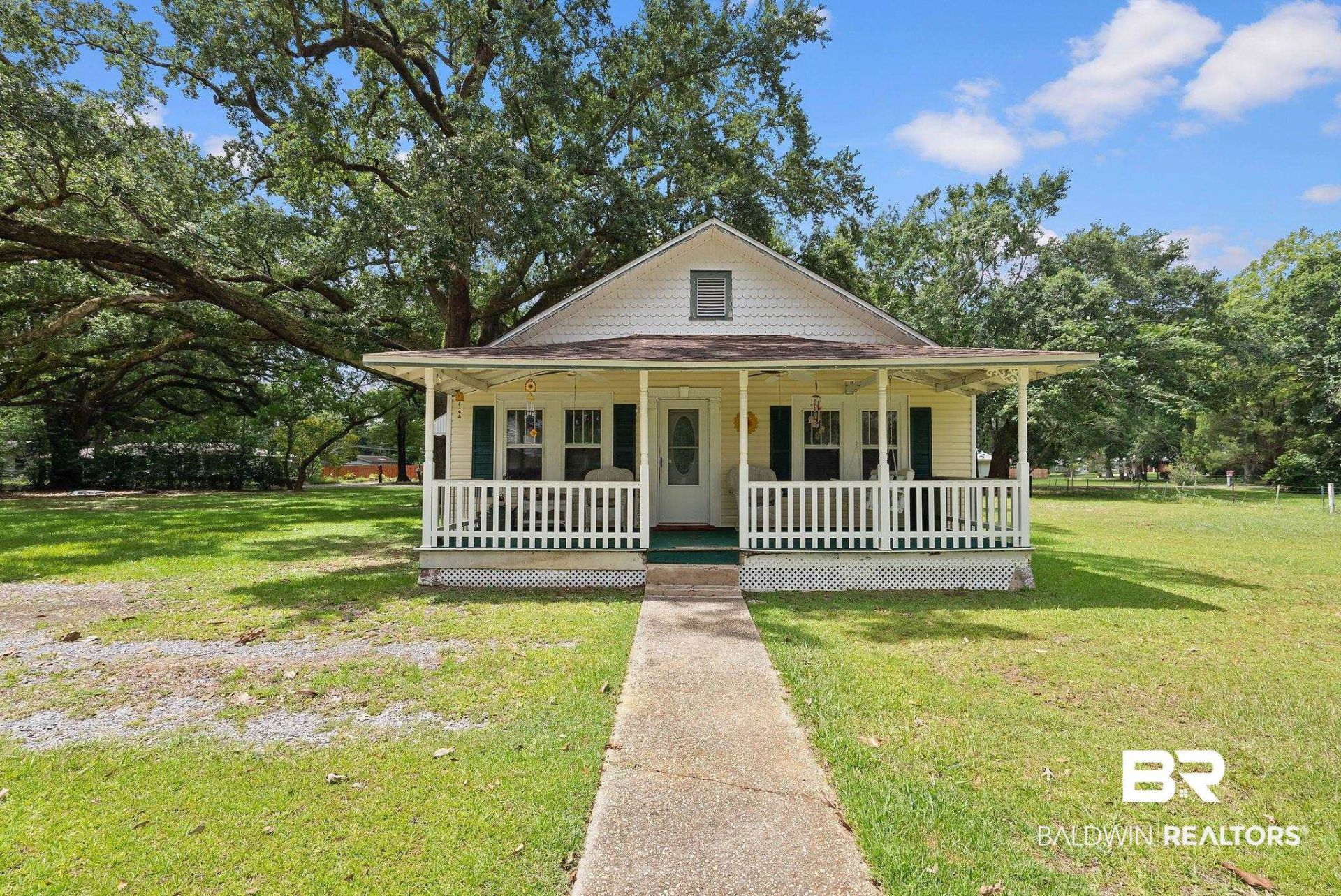 615 W Section Avenue, Foley, AL 36535 Main Photo