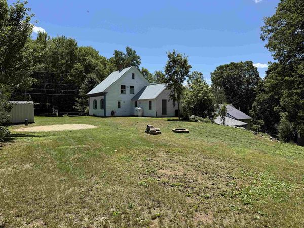 136 Village Road, Langdon, NH 03602
