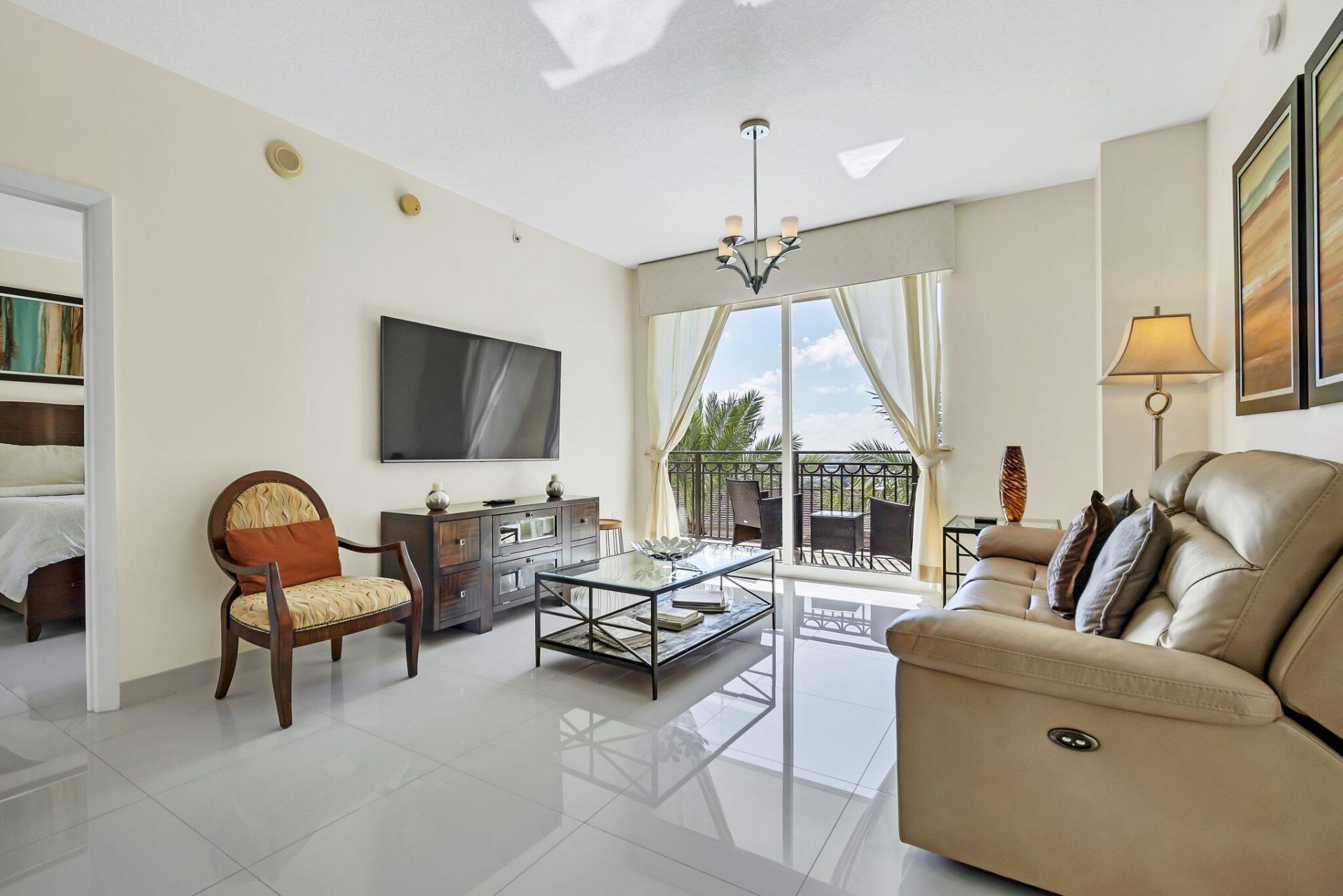 550 Okeechobee Boulevard, Unit 1205, West Palm Beach, FL 33401 Photo