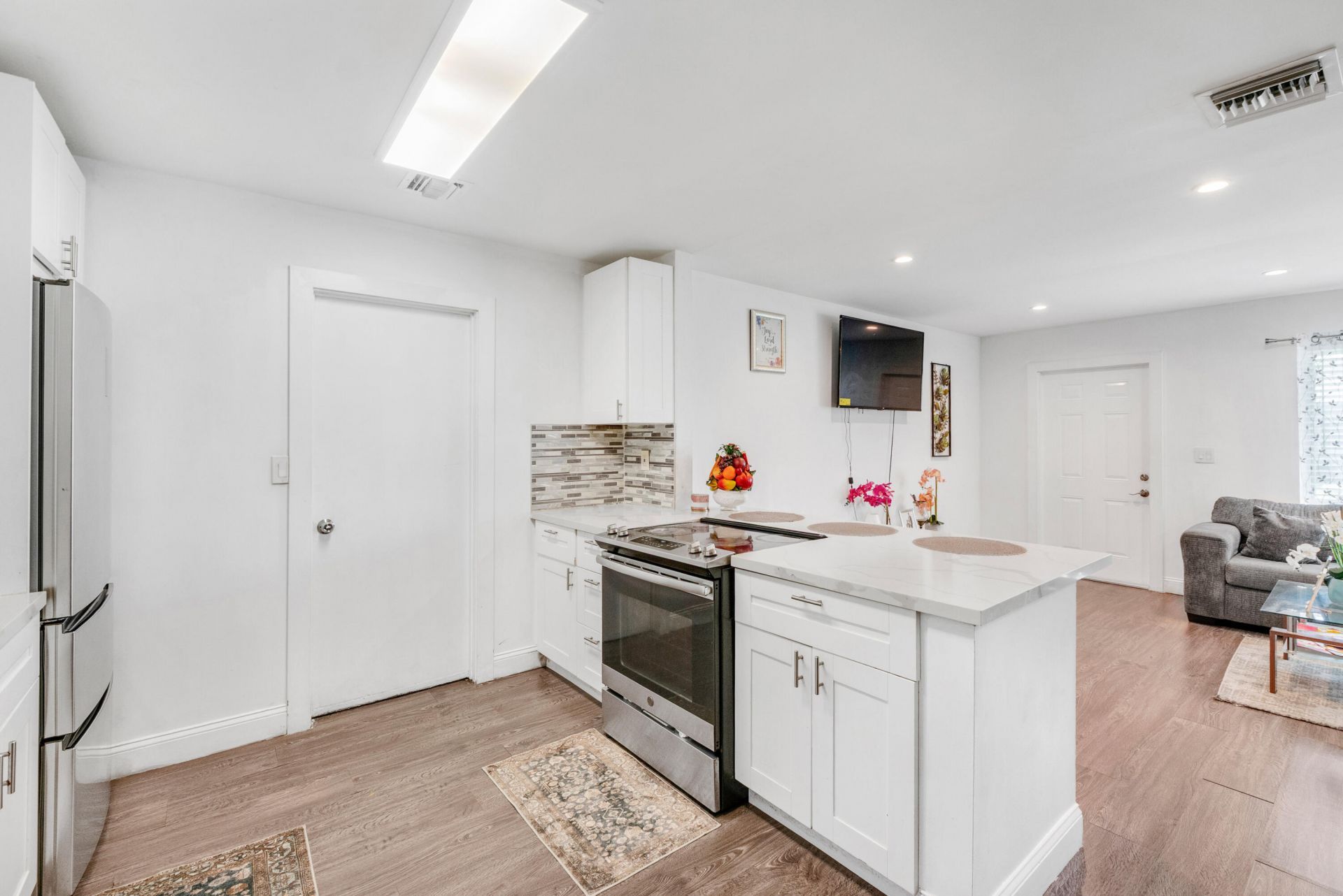 5711 NW 65th Way, Tamarac, FL 33321 Photo