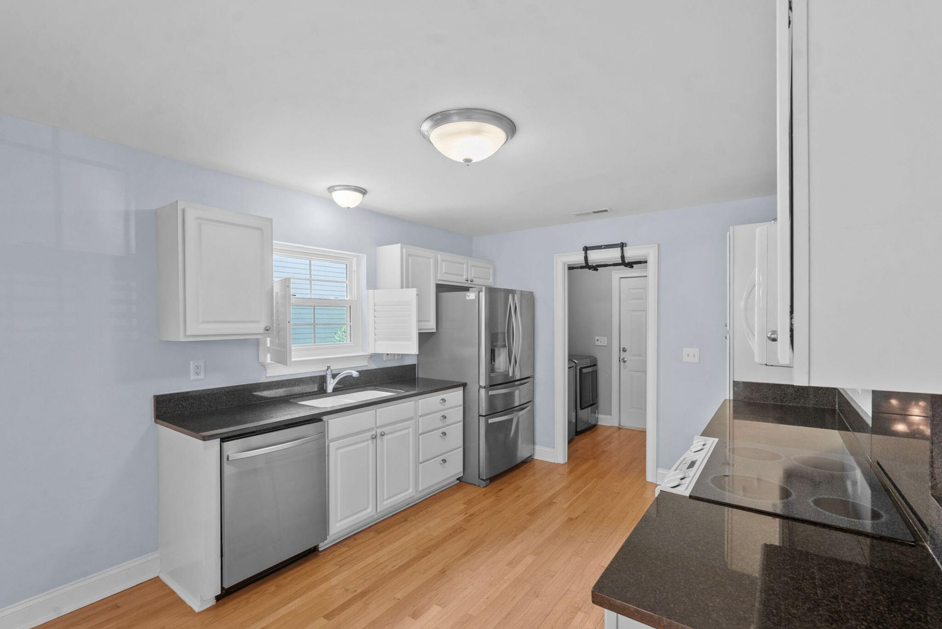 669 Fair Spring Drive Photo 14