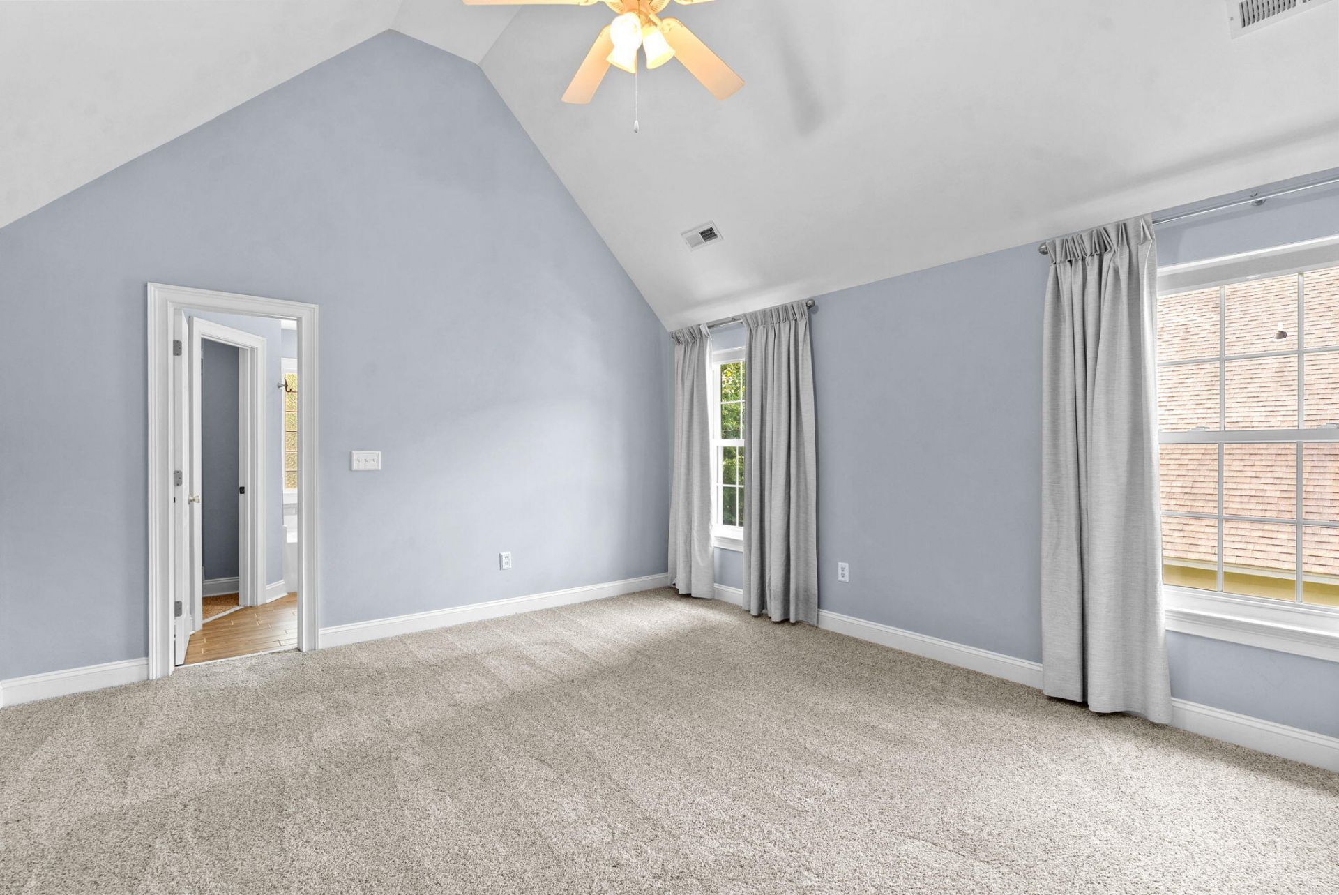 669 Fair Spring Drive Photo 22