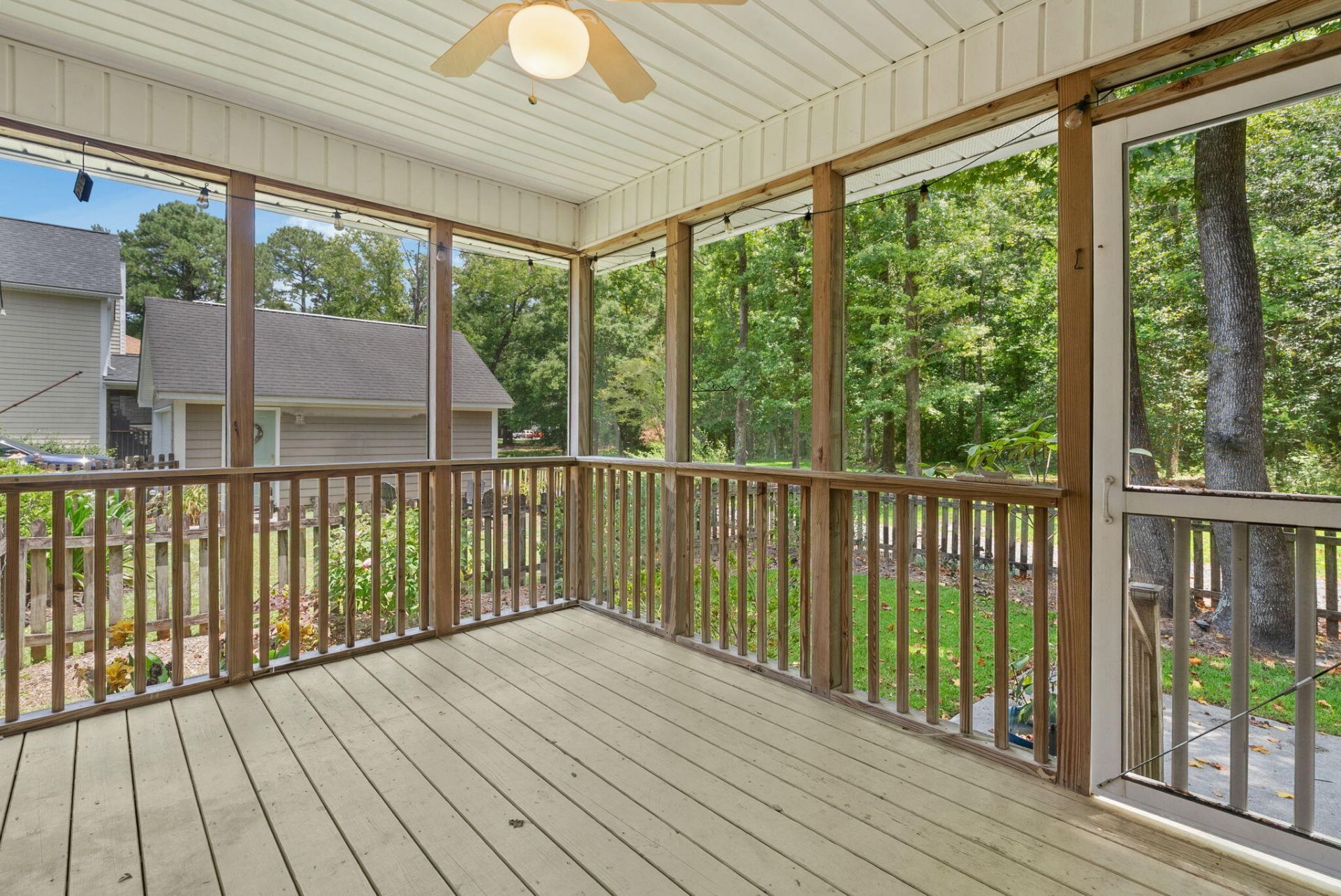 669 Fair Spring Drive Photo 34