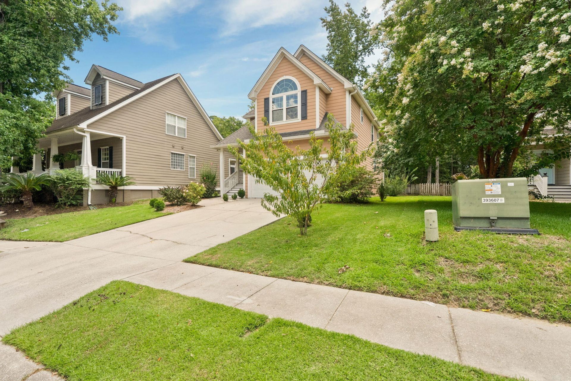 669 Fair Spring Drive Photo 5