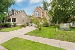 669 Fair Spring Drive photo 4