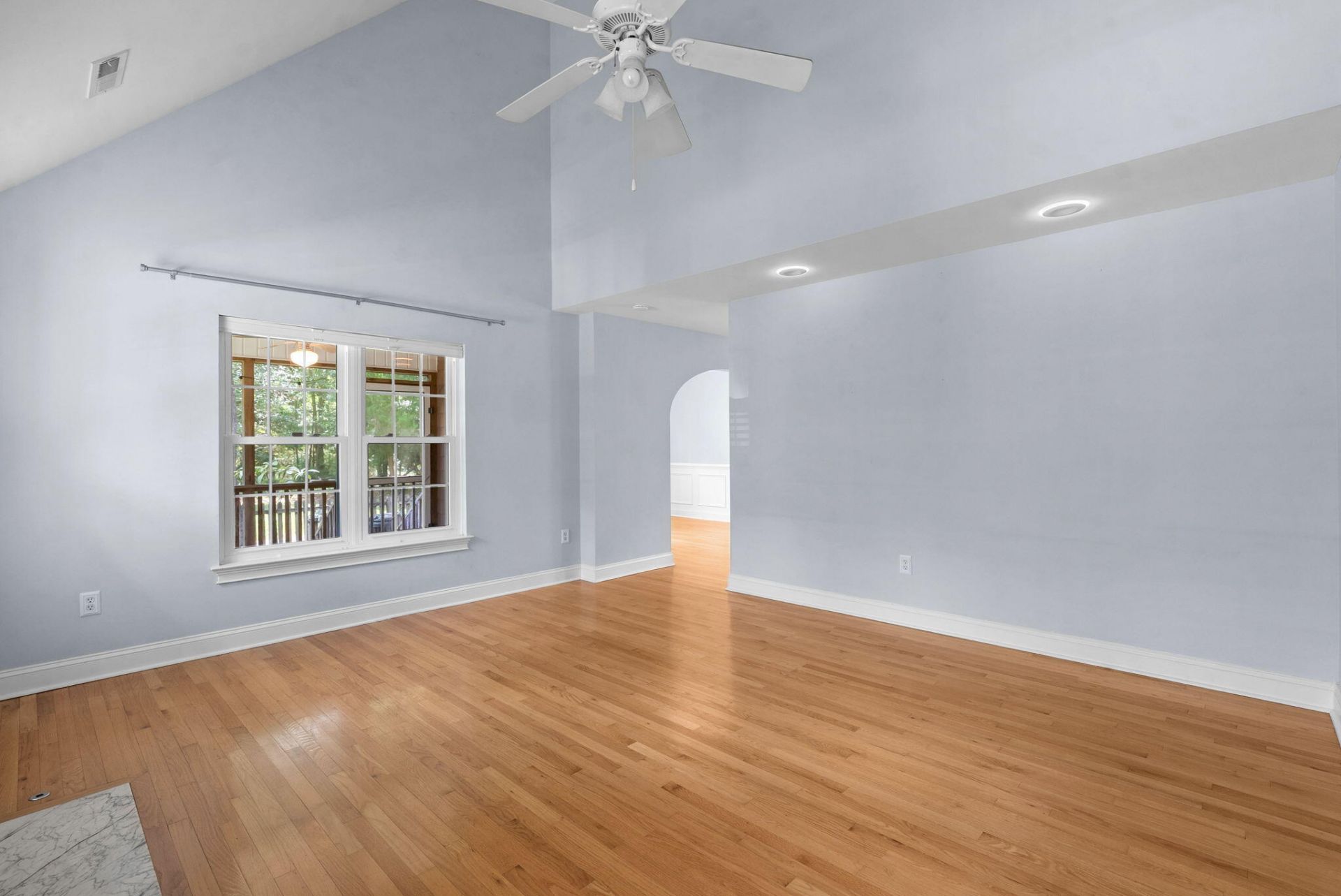669 Fair Spring Drive Photo 9