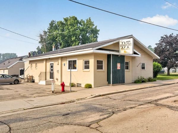 133 E MAIN STREET, Embarrass, WI 54933