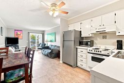 5001 N Ocean Blvd.  photo 4
