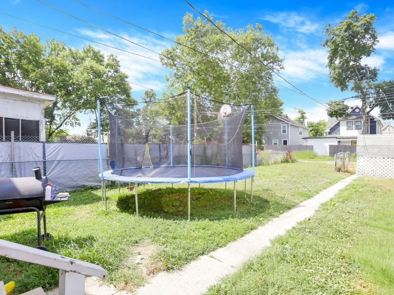 53 N Warren Avenue, Columbus, OH 43204 Photo 19