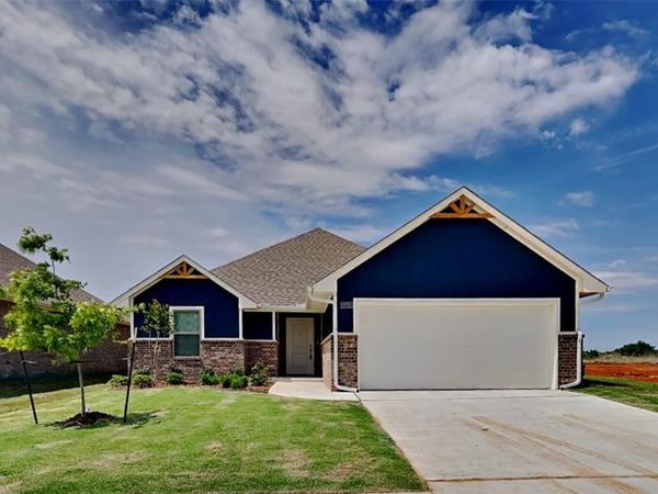 12800 Elba Drive, Yukon, OK 73099