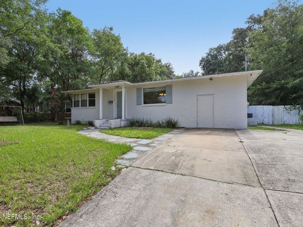 356 TIDEWATER Circle W, Jacksonville, FL 32211