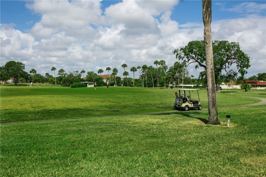 6 Vista Palm Lane, Unit 206, Vero Beach, FL 32962 Photo