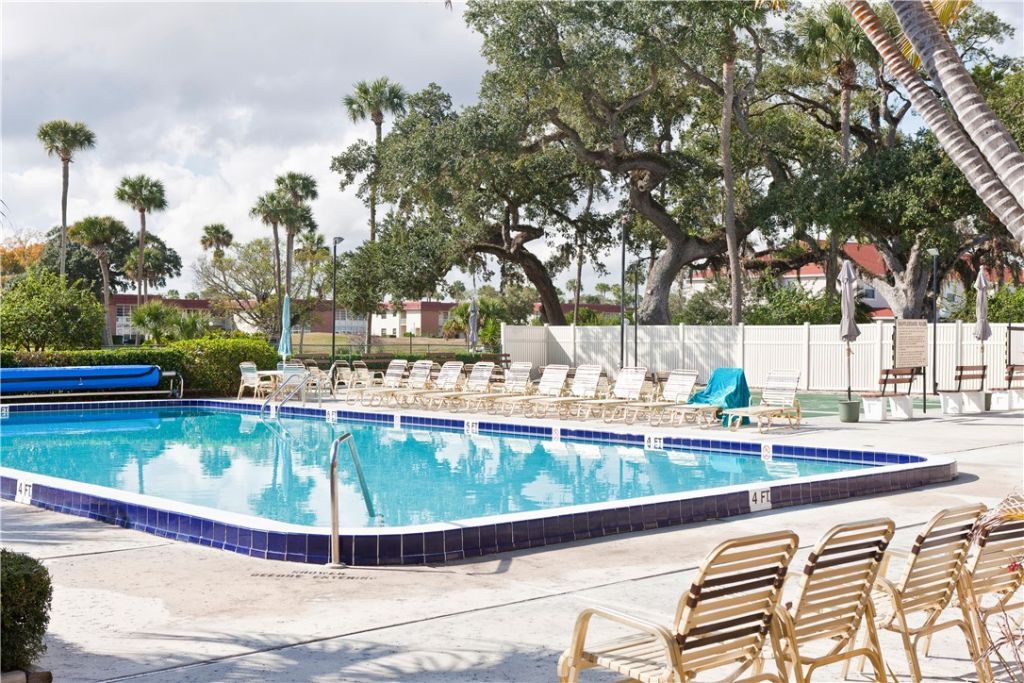 6 Vista Palm Lane, Unit 206, Vero Beach, FL 32962 Photo