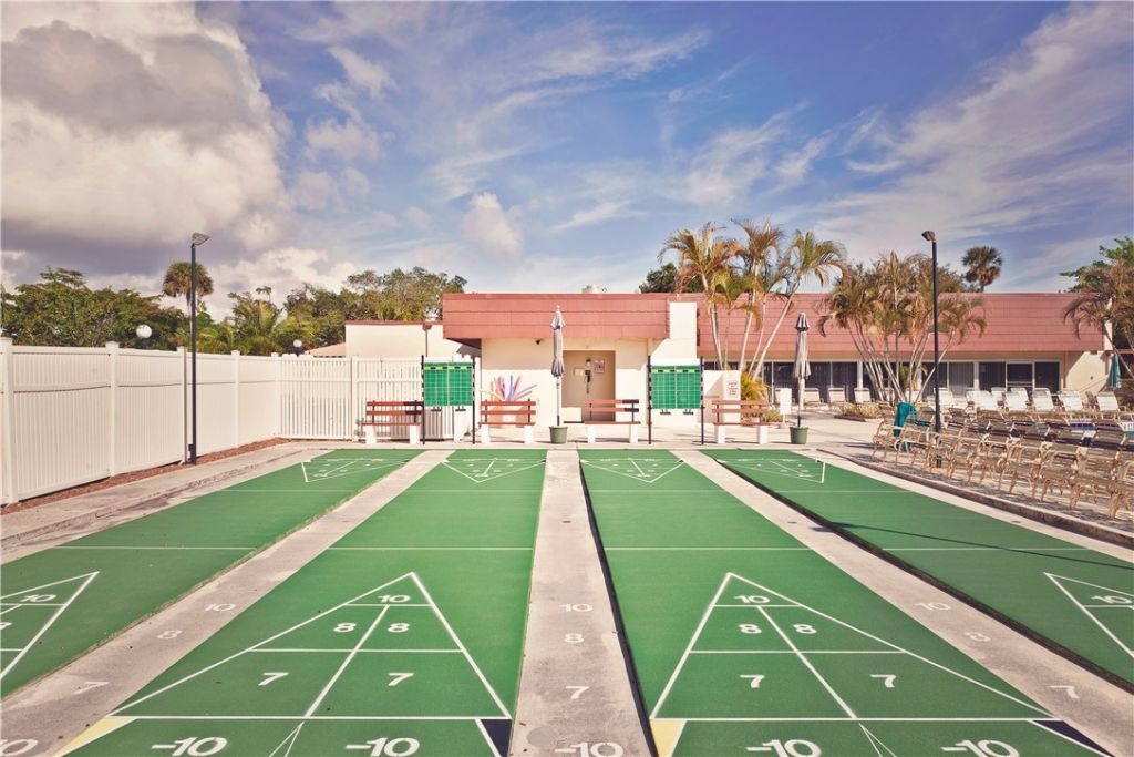 6 Vista Palm Lane, Unit 206, Vero Beach, FL 32962 Photo