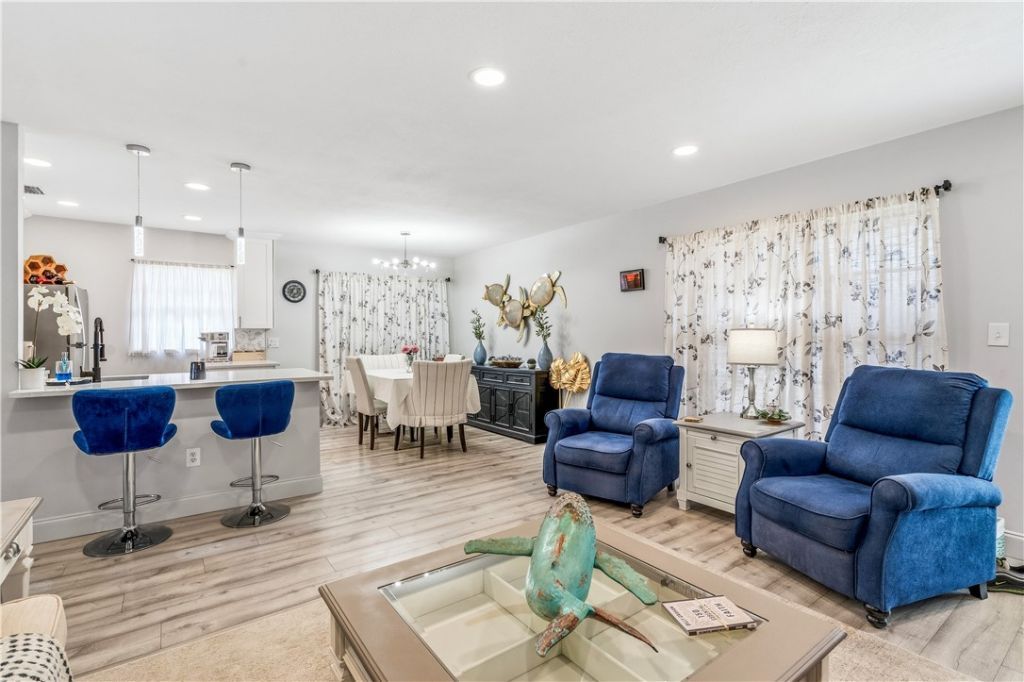 6 Vista Palm Lane, Unit 206, Vero Beach, FL 32962 Photo