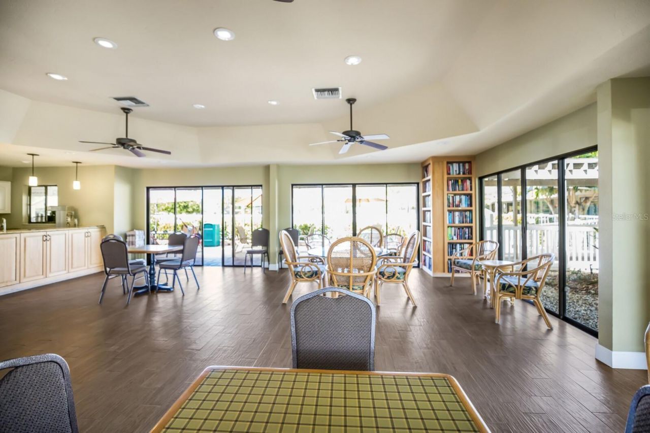 1479 Landings Circle, Unit 41, Sarasota, FL 34231 Photo
