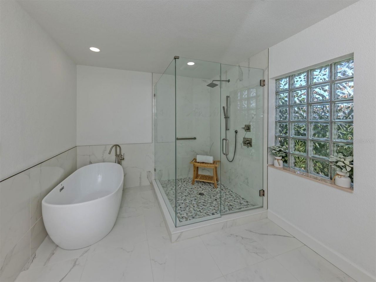 1428 Gleneagles Drive, Venice, FL 34292 Photo