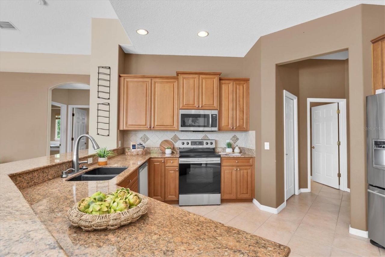 4270 Cove Drive, Palm Harbor, FL 34685 Photo