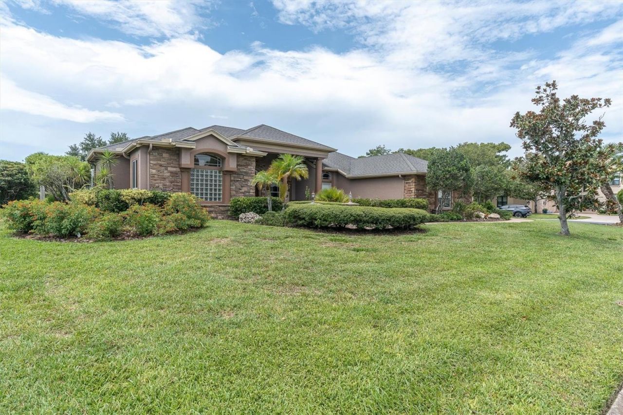 4270 Cove Drive, Palm Harbor, FL 34685 Photo