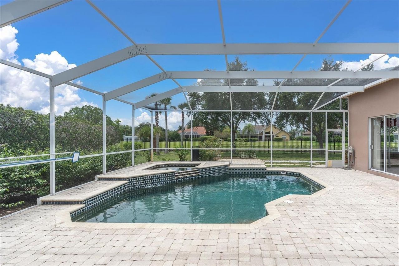 4270 Cove Drive, Palm Harbor, FL 34685 Photo