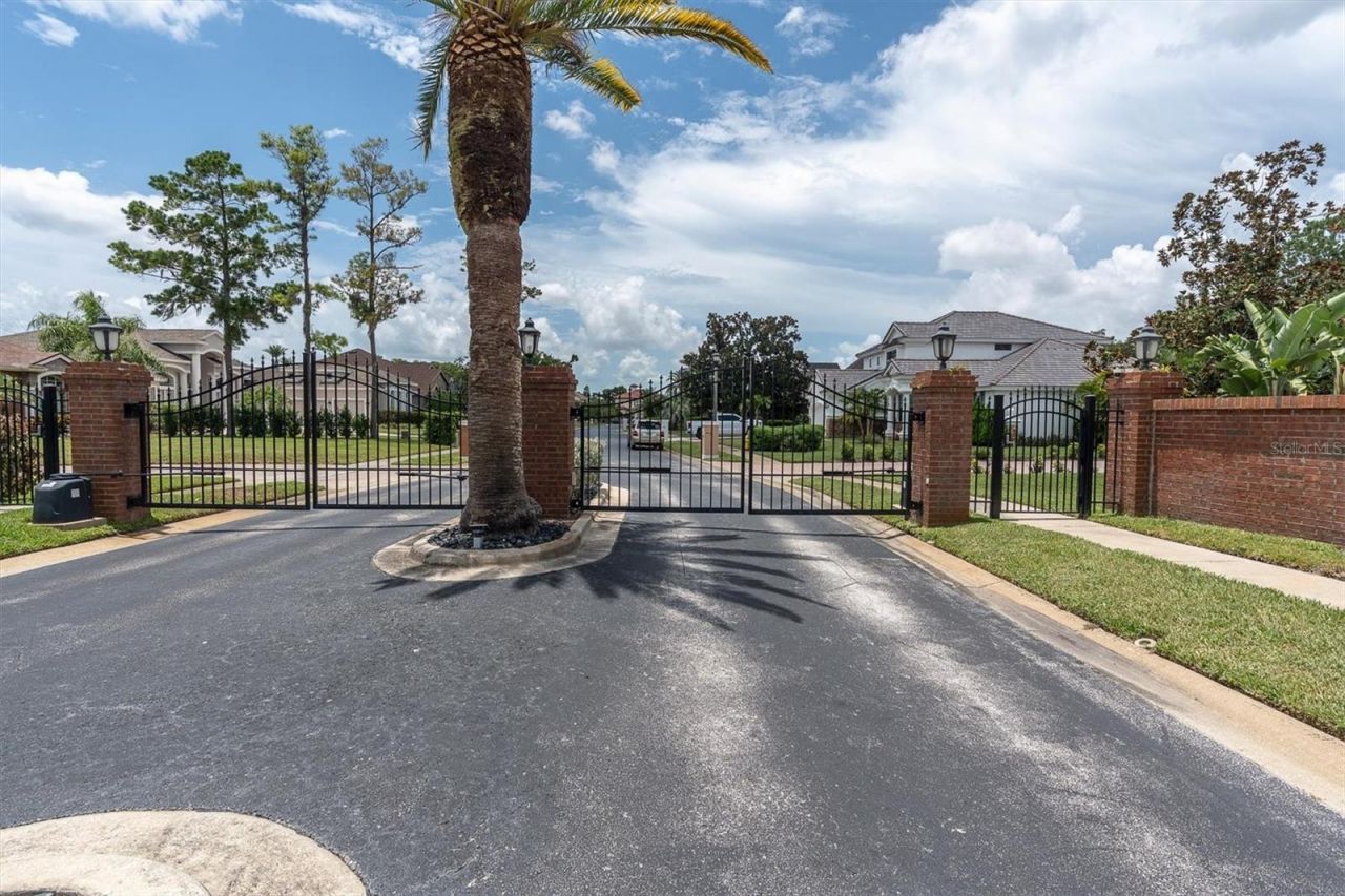 4270 Cove Drive, Palm Harbor, FL 34685 Photo
