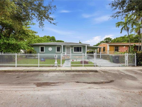 1630 NW 124th St , North Miami, FL 33167