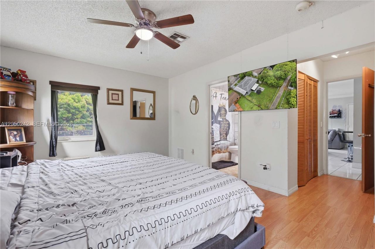 1630 NW 124th St , North Miami, FL 33167 Photo