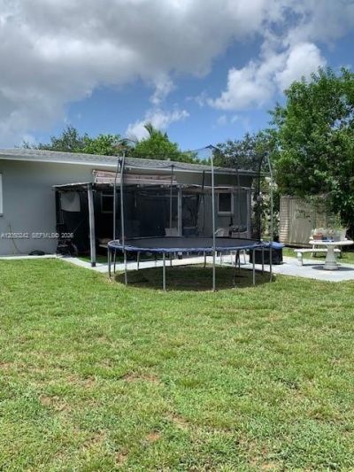 1630 NW 124th St , North Miami, FL 33167 Photo