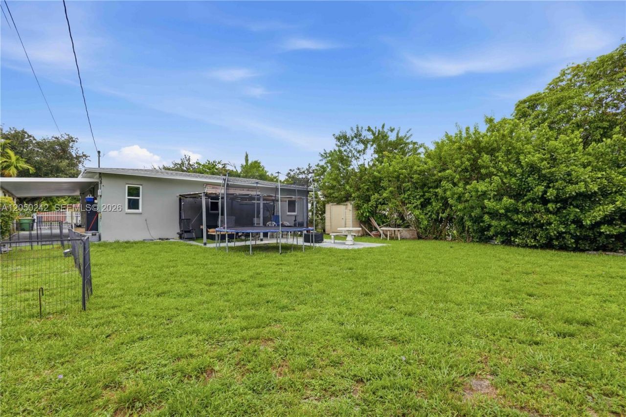 1630 NW 124th St , North Miami, FL 33167 Photo