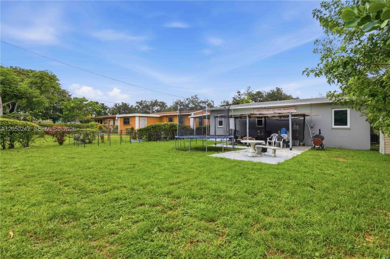 1630 NW 124th St , North Miami, FL 33167 Photo