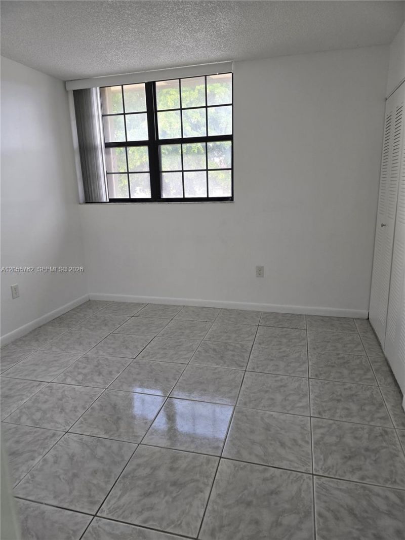 12230 SW 16th Ter , Unit J-102, Miami, FL 33175 Photo