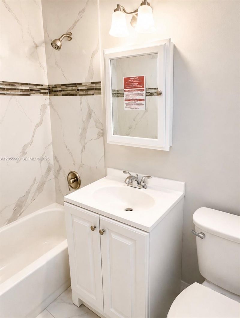 1570 NE 130th St , North Miami, FL 33161 Photo
