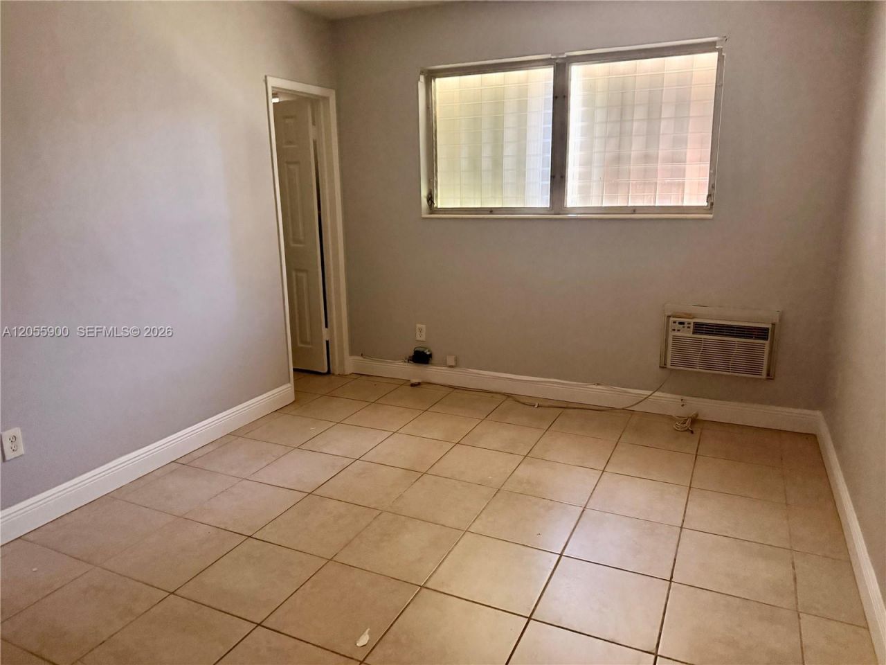 1570 NE 130th St , North Miami, FL 33161 Photo