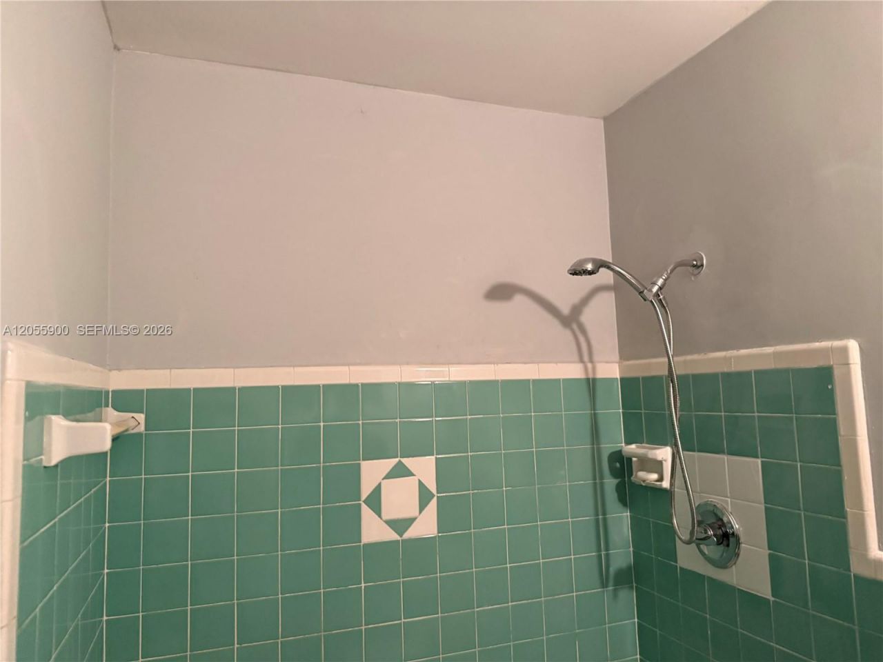 1570 NE 130th St , North Miami, FL 33161 Photo