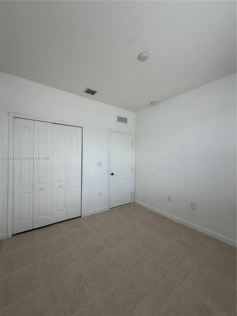 1661 SE 28th St , Unit 204, Homestead, FL 33035 Photo