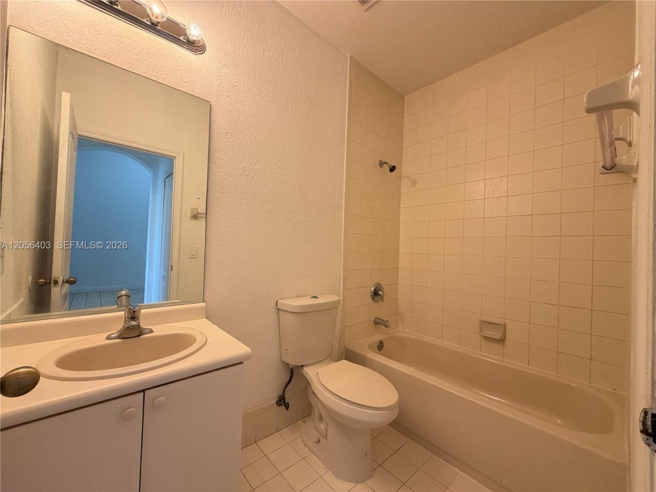 1661 SE 28th St , Unit 204, Homestead, FL 33035 Photo