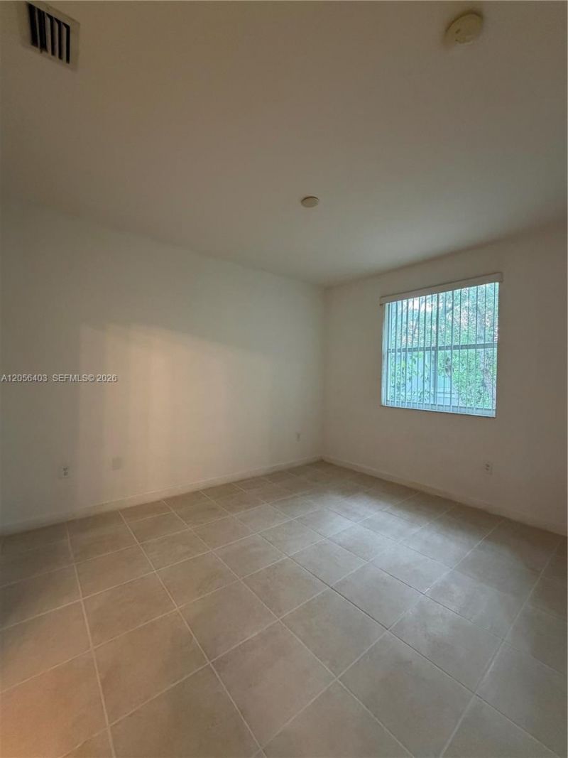 1661 SE 28th St , Unit 204, Homestead, FL 33035 Photo