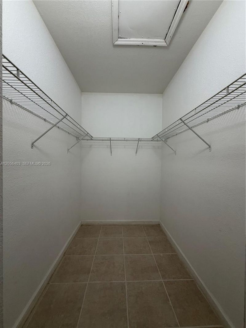 1661 SE 28th St , Unit 204, Homestead, FL 33035 Photo