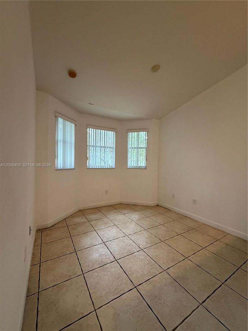 1661 SE 28th St , Unit 204, Homestead, FL 33035 Photo