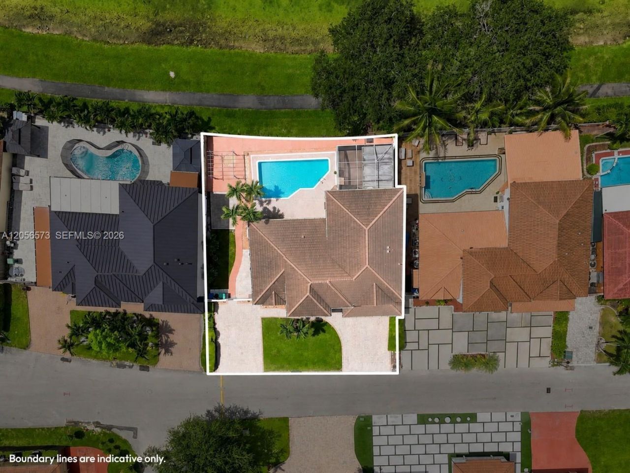 8406 NW 201st St, Hialeah, FL 33015 Photo