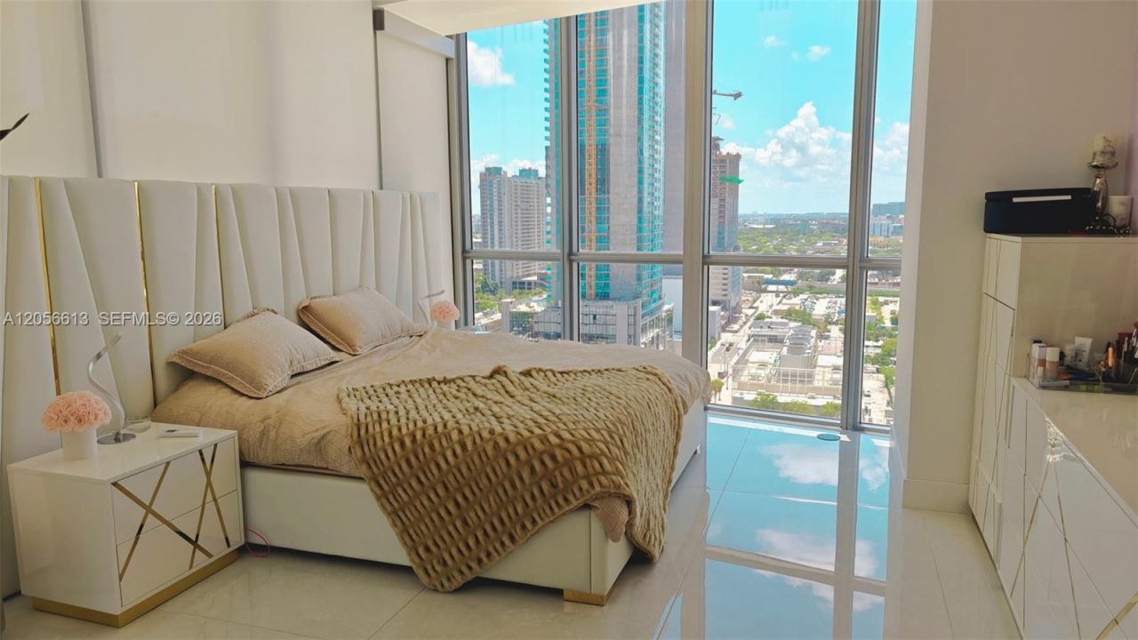 1100 Biscayne Blvd , Unit 2106, Miami, FL 33132 Photo