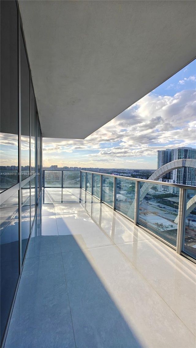1100 Biscayne Blvd, Unit 2106, Miami, FL 33132 Photo