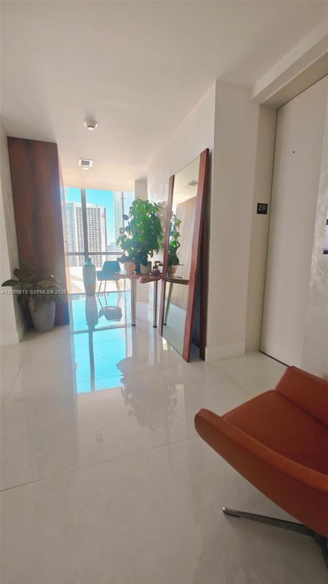 1100 Biscayne Blvd , Unit 2106, Miami, FL 33132 Photo