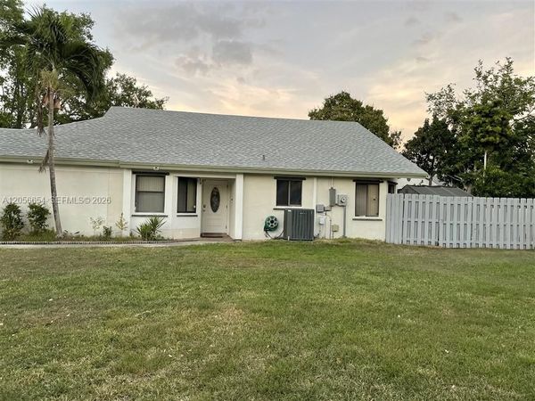 308 Bishop Rd , North Lauderdale, FL 33068