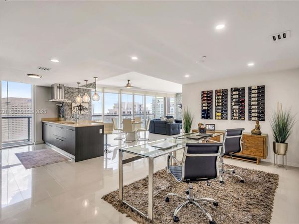 495 Brickell Ave , Unit 3702, Miami, FL 33131